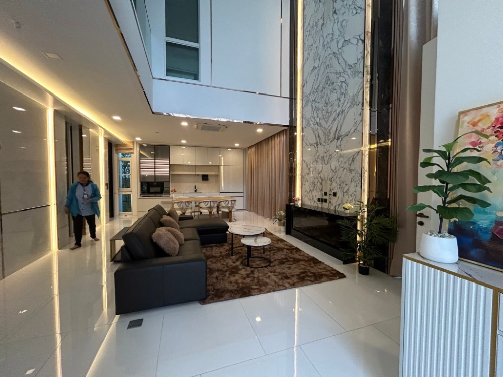 ให้เช่าบ้านเลียบทางด่วนรามอินทรา : ให้เช่าบ้าน VIVE เอกมัย-รามอินทรา