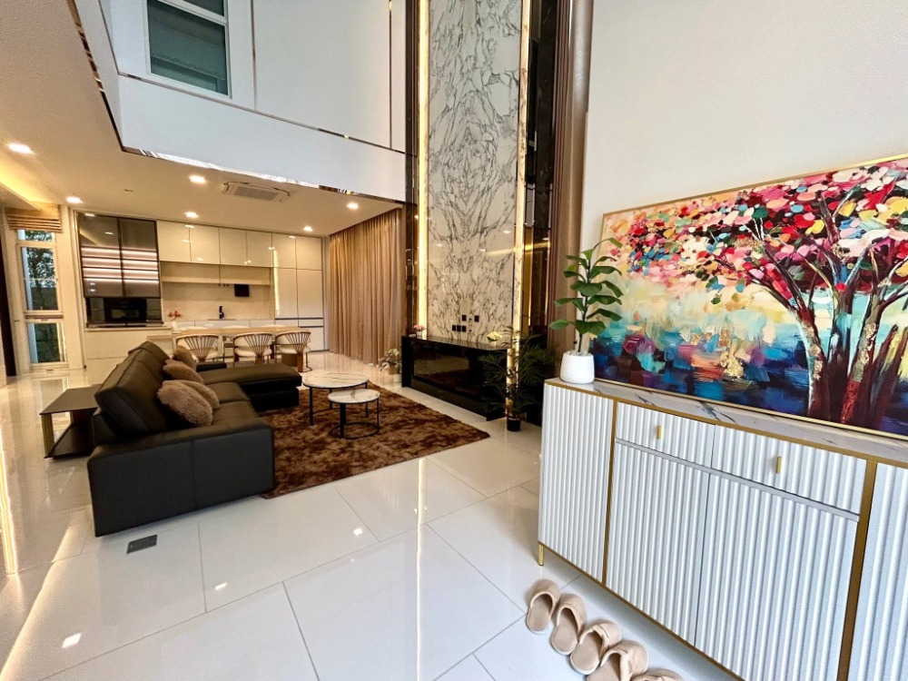 ให้เช่าบ้านเลียบทางด่วนรามอินทรา : ให้เช่าบ้าน VIVE เอกมัย-รามอินทรา