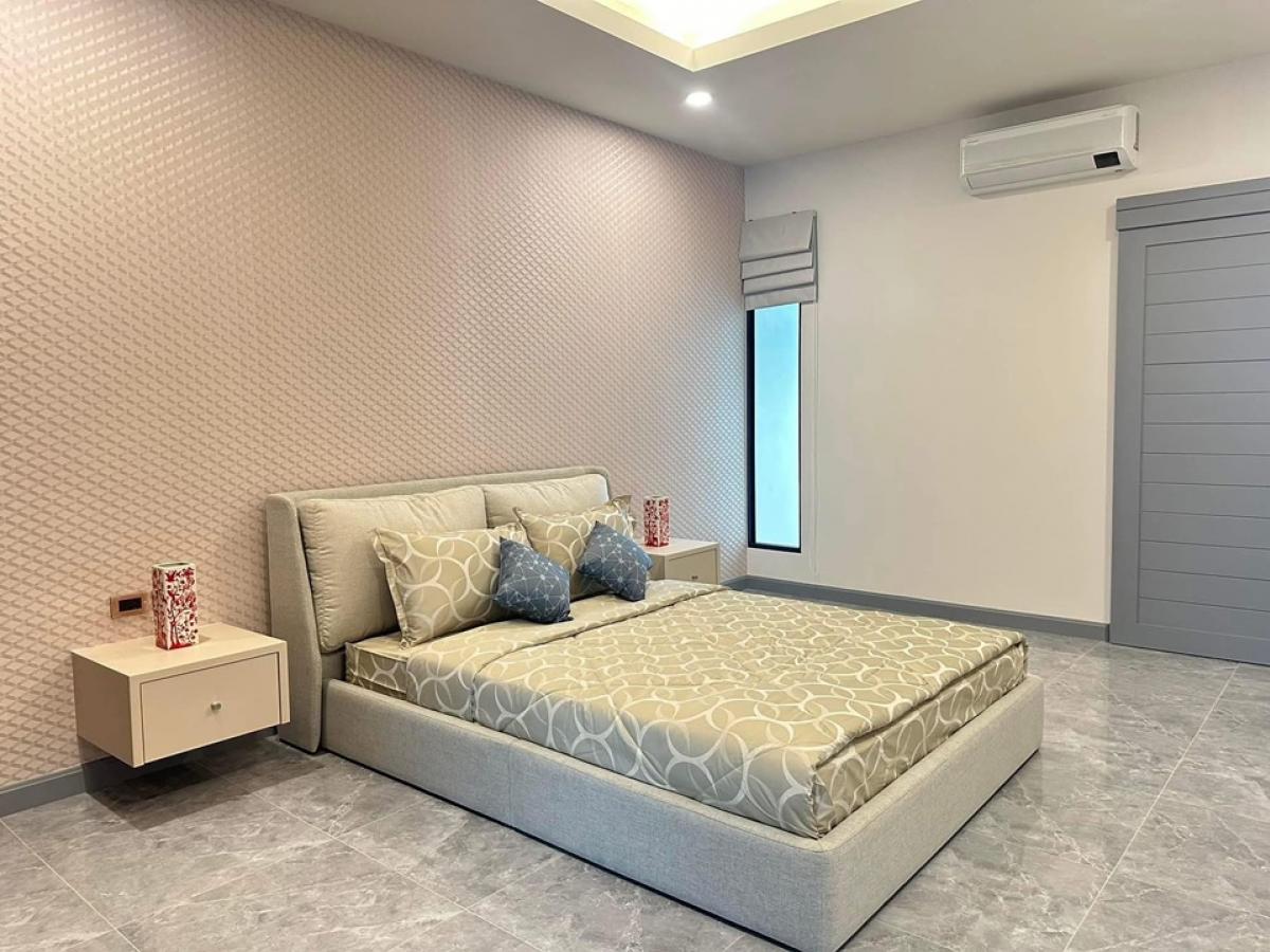 ขายพัทยา บางแสน ชลบุรี สัตหีบ : 📢👇 ขายพูลวิลล่าหรูสไตล์โมเดิร์น ทำเลดีที่สุดในห้วยใหญ่พัทยา ชลบุรี ห่างหาดจอมเทียน เพียง 5 นาที ใกล้ทางด่วนมอเตอร์เวย์