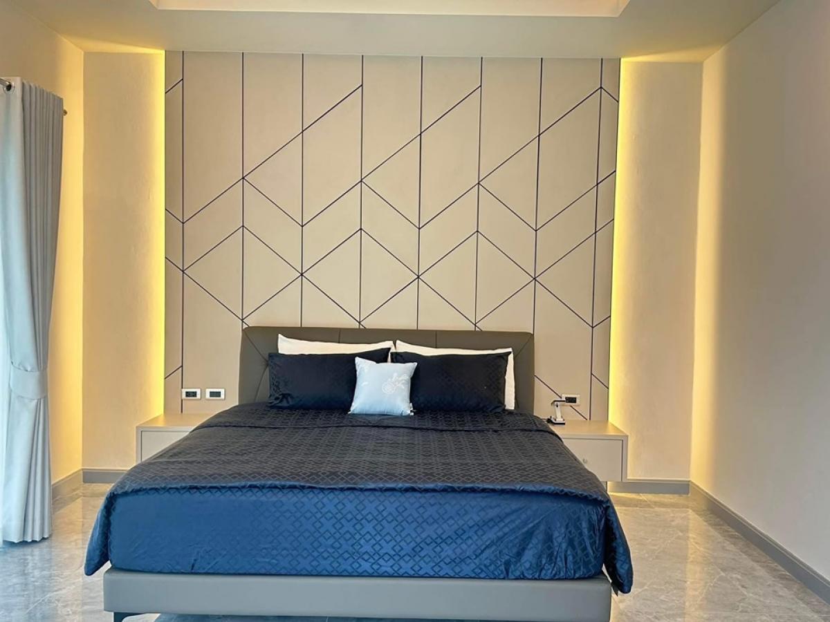 ขายพัทยา บางแสน ชลบุรี สัตหีบ : 📢👇 ขายพูลวิลล่าหรูสไตล์โมเดิร์น ทำเลดีที่สุดในห้วยใหญ่พัทยา ชลบุรี ห่างหาดจอมเทียน เพียง 5 นาที ใกล้ทางด่วนมอเตอร์เวย์