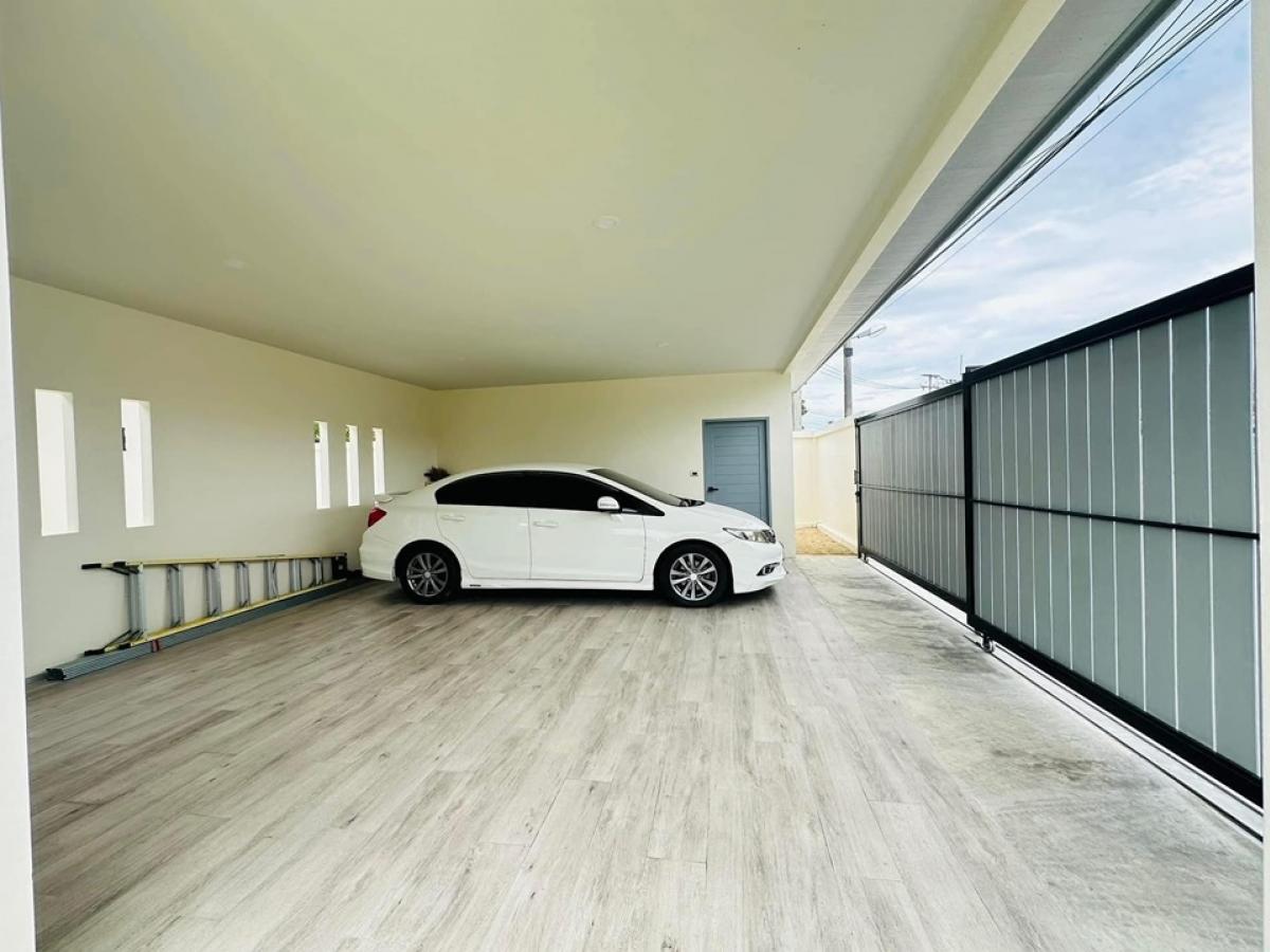 ขายพัทยา บางแสน ชลบุรี สัตหีบ : 📢👇 ขายพูลวิลล่าหรูสไตล์โมเดิร์น ทำเลดีที่สุดในห้วยใหญ่พัทยา ชลบุรี ห่างหาดจอมเทียน เพียง 5 นาที ใกล้ทางด่วนมอเตอร์เวย์