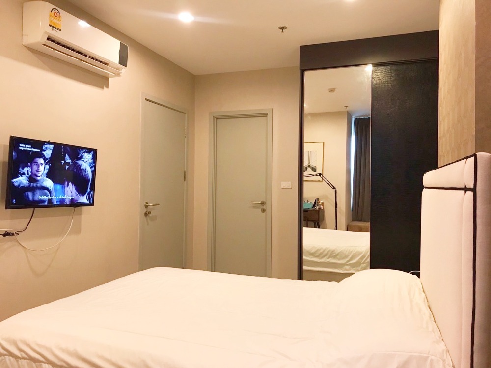 ขายคอนโดปิ่นเกล้า จรัญสนิทวงศ์ : ขาย IDEO Mobi Charan Interchange 1 ห้องนอน 34 ตรม. เฟอร์นิเจอร์และเครื่องใช้ไฟฟ้าครบ ติด MRT บางขุนนนท์