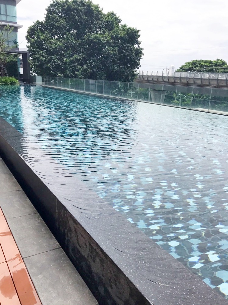 ขายคอนโดปิ่นเกล้า จรัญสนิทวงศ์ : ขาย IDEO Mobi Charan Interchange 1 ห้องนอน 34 ตรม. เฟอร์นิเจอร์และเครื่องใช้ไฟฟ้าครบ ติด MRT บางขุนนนท์