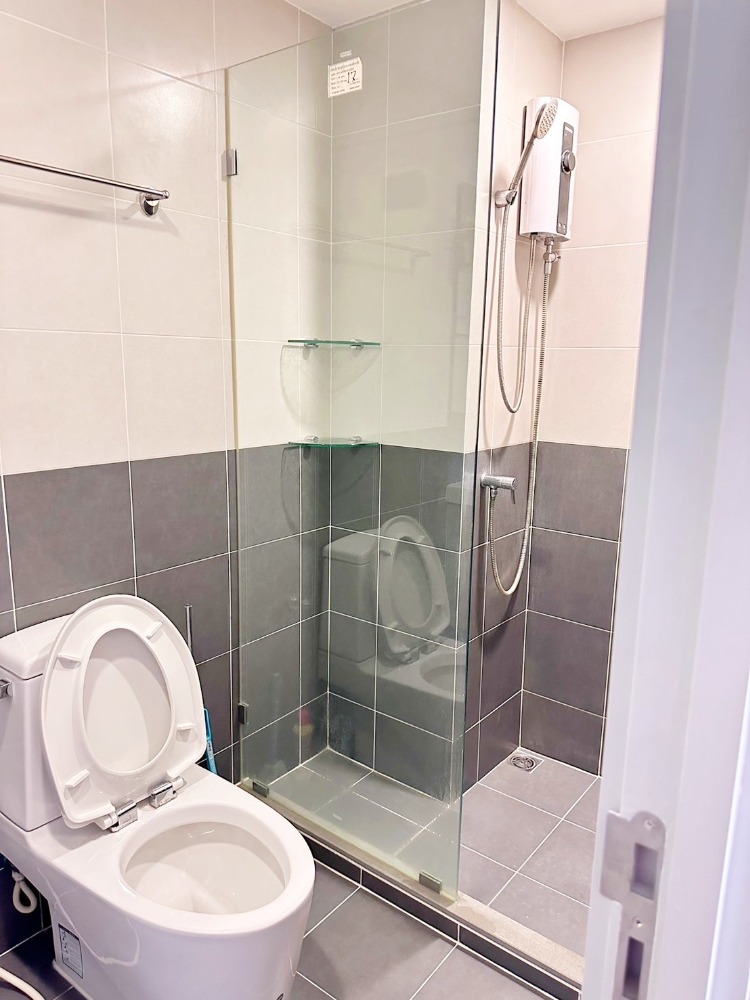 ขายคอนโดปิ่นเกล้า จรัญสนิทวงศ์ : ขาย IDEO Mobi Charan Interchange 1 ห้องนอน 34 ตรม. เฟอร์นิเจอร์และเครื่องใช้ไฟฟ้าครบ ติด MRT บางขุนนนท์