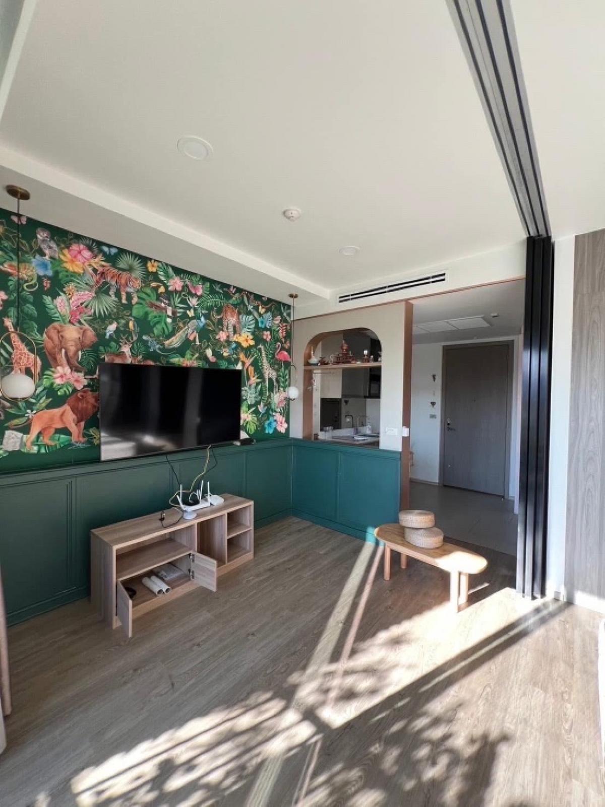 For RentCondoAri,Anusaowaree : Condo for rent near BTS Ari & BTS Sanam Pao. There is a condo golf cart to pick up and drop off...✅ Savvi Phahol 2 Savvi Phahol 2 1 bedroom, 1 bathroom, 38 sq m. Interested, call 099-263-6615 or 085-554-9989