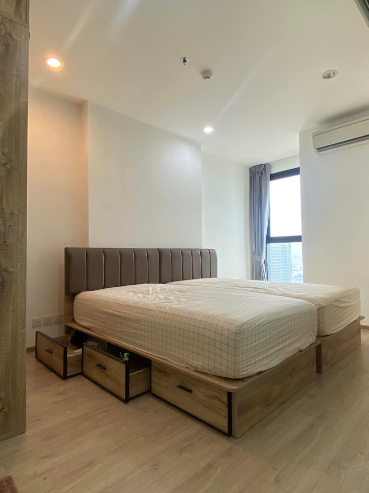 For RentCondoSiam Paragon ,Chulalongkorn,Samyan : Ideo Q Chula Samyan【𝐒𝐄𝐋𝐋 & 𝐑𝐄𝐍𝐓】🔥Luxury space in modern style, just the right size room, full function, with complete facilities in the heart of Samyan🔥 Contact Line ID: @hacondo