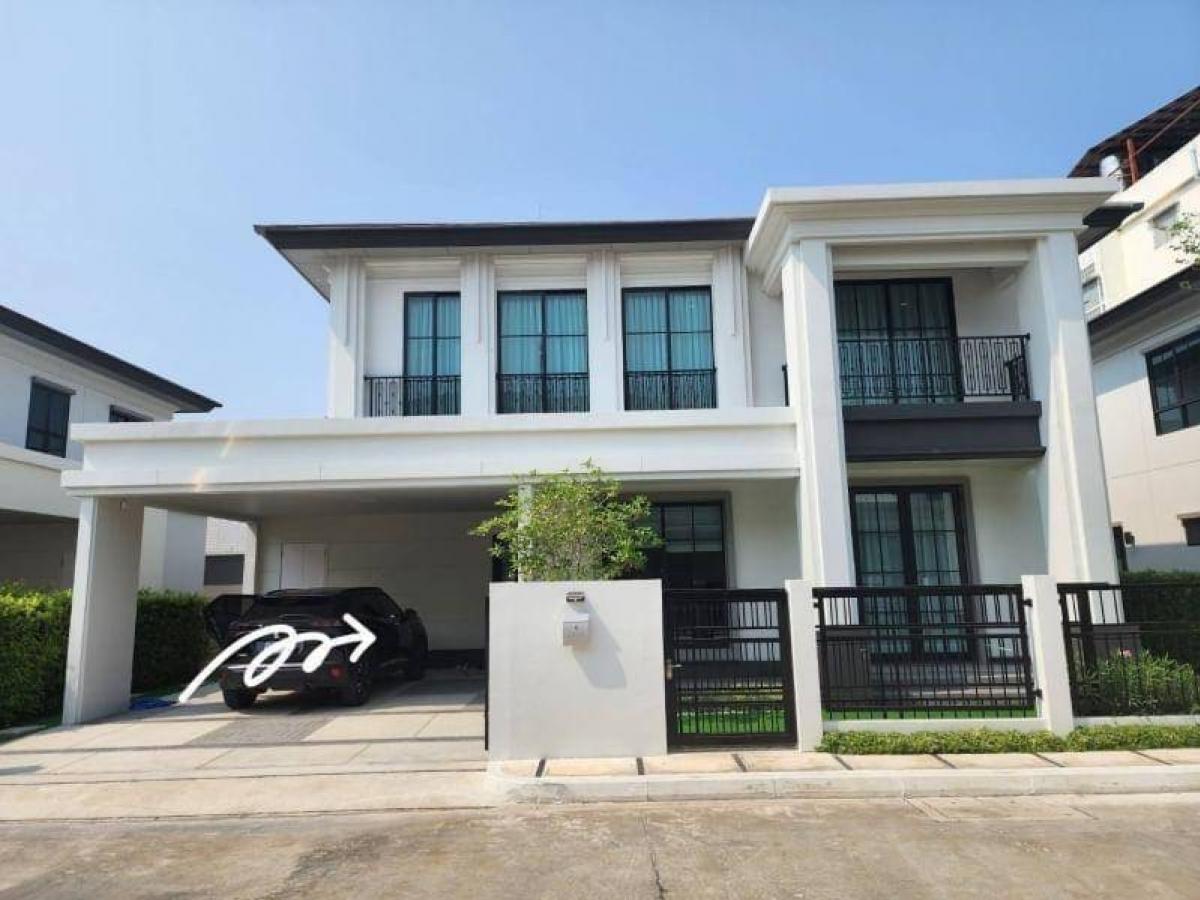 For SaleHouseLadkrabang, Suwannaphum Airport : 📢👇Sell with tenants, contract ends July 68 (Rental price 120k) South direction, cool wind all year round, Setthasiri Bangna-Suvarnabhumi, only 5 minutes to the airport, near VERSO International School, convenient travel on many routes, with EV Charger fro