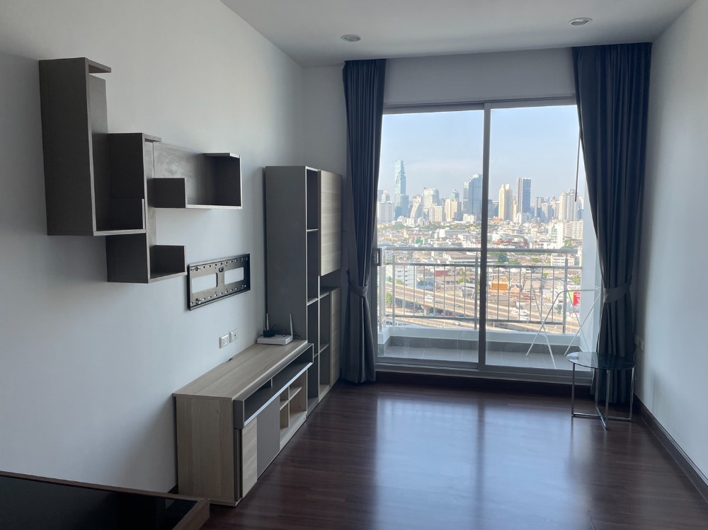 ให้เช่าคอนโดสาทร นราธิวาส : ให้เช่า✔️✔️คอนโด ศุภาลัย ไลท์ สาทร-เจริญราษฎร์ ใกล้ BTS สุรศักดิ์  และ เทอร์มินอล 21***ราคา 13,500  บาท***10108