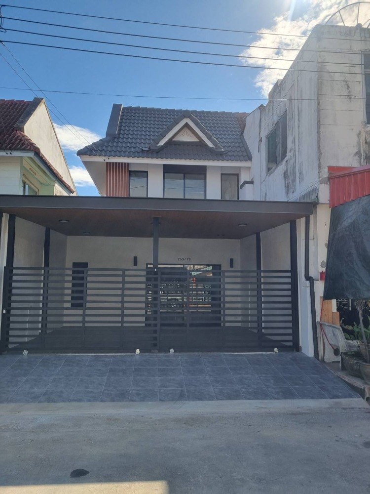 ขายทาวน์โฮมมีนบุรี-ร่มเกล้า : หมู่บ้านพูนสินธานี3 ใกล้แฟชั่นไอส์แลนด์ บิ๊กซี โลตัส ไทวัสดุ เซ็นทรัล วินเทจ สวนสนุกยูนิเวอร์แซล ใกล้รถไฟฟ้าสายสีส้ม รีโนเวทพร้อมเข้าอยู่