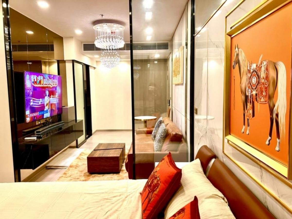 For RentCondoRama9, Petchburi, RCA : ♻️ one9five, condo for rent, 1 bedroom, 36 sq m, luxuriously decorated room, fully furnished, magnificent common area, price 30,000, free WiFi, near MRT Rama 9