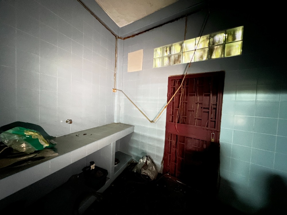 ขายทาวน์โฮมท่าพระ ตลาดพลู วุฒากาศ : ขายตามสภาพ ทาวน์เฮ้าส์ 3 ชั้น หมู่บ้าน ร่มไทร เพชรเกษม 7 ใกล้ MRT ท่าพระ