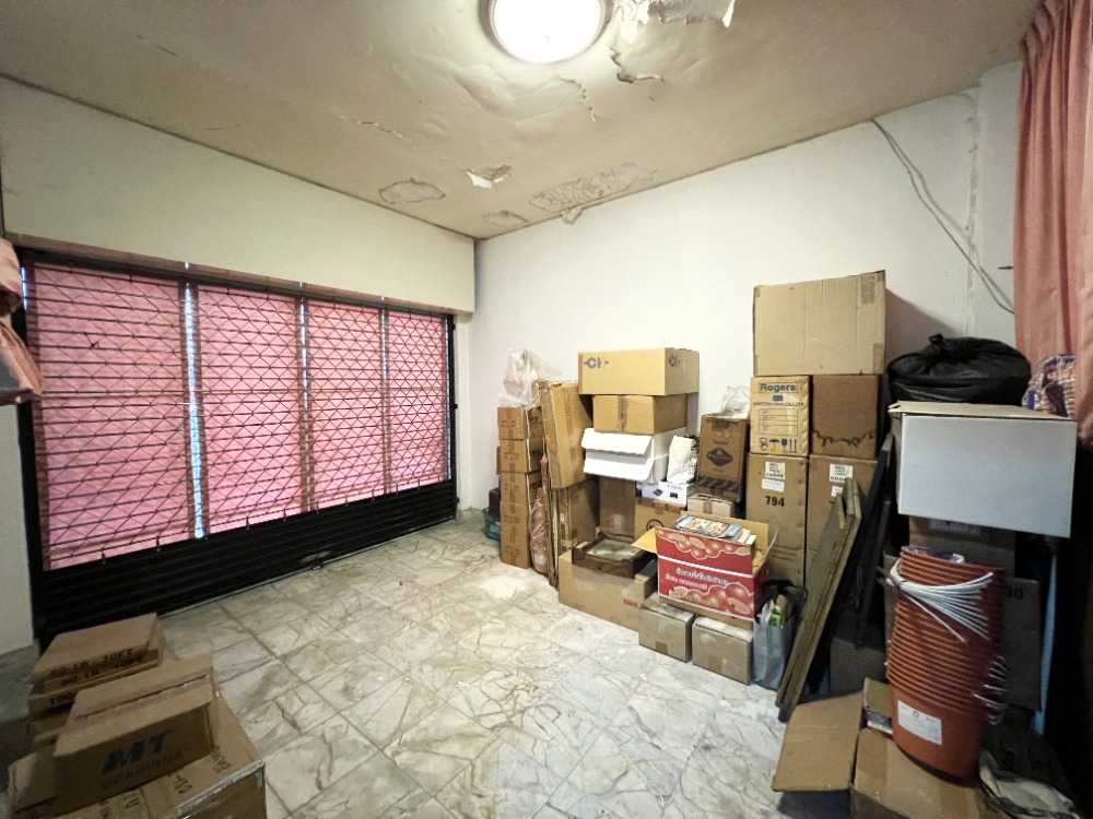 ขายทาวน์โฮมท่าพระ ตลาดพลู วุฒากาศ : ขายตามสภาพ ทาวน์เฮ้าส์ 3 ชั้น หมู่บ้าน ร่มไทร เพชรเกษม 7 ใกล้ MRT ท่าพระ