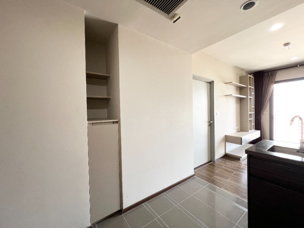 For SaleCondoSapankwai,Jatujak : Urgent sale Onyx Phaholyothin 1 bedroom 1 bathroom near BTS Saphan Khwai