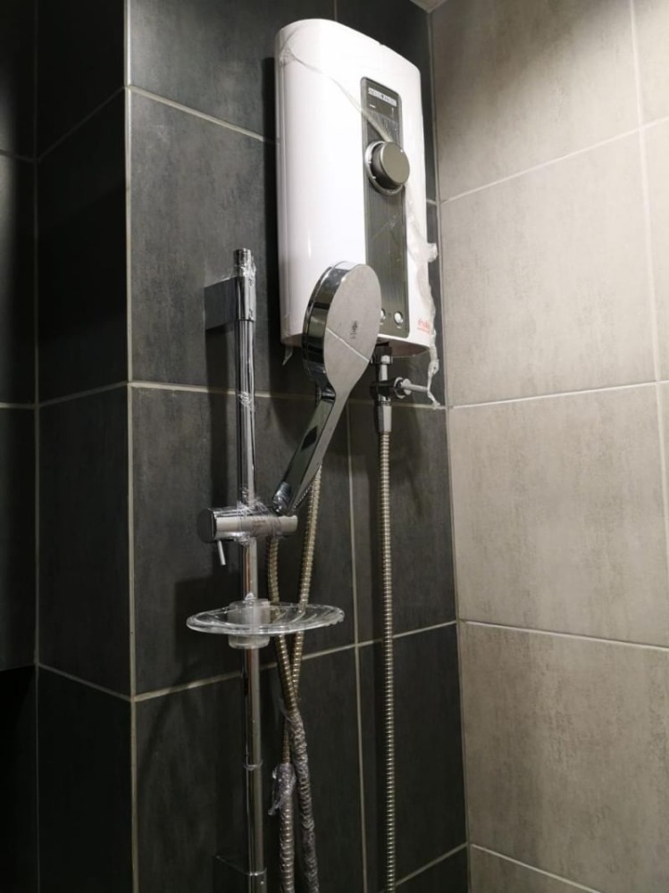 For RentCondoRama9, Petchburi, RCA : For rent: The Base Garden Rama 9, No. 18/484 