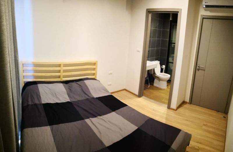 For RentCondoRama9, Petchburi, RCA : For rent: The Base Garden Rama 9, No. 18/484 