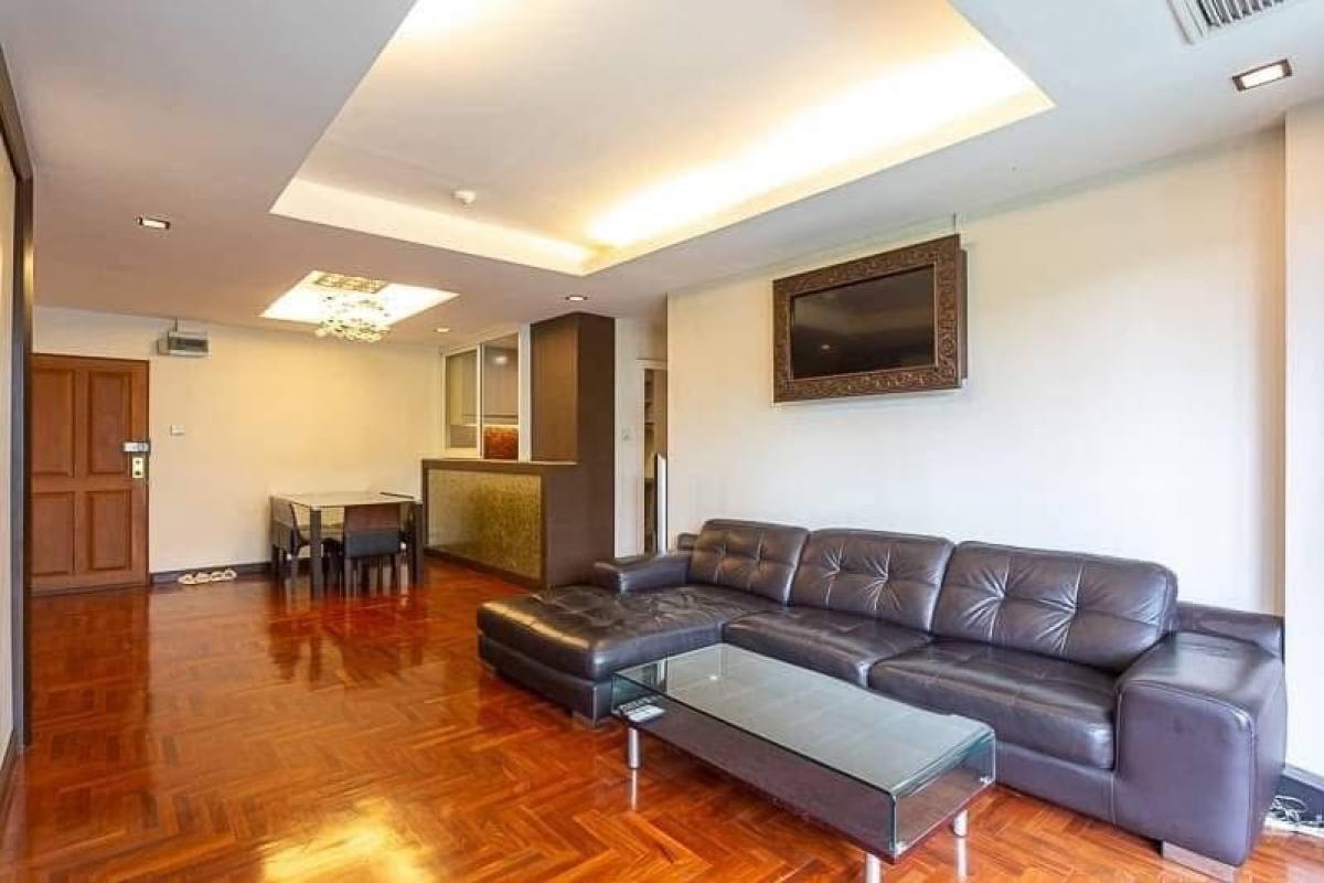 ให้เช่าคอนโดพระราม 3 สาธุประดิษฐ์ : 📢👇 Newly renovated low rise condo,combine unit, quiet & peaceful place to live or invest as located in good area near ONE Bangkok , easily traveling in many routes