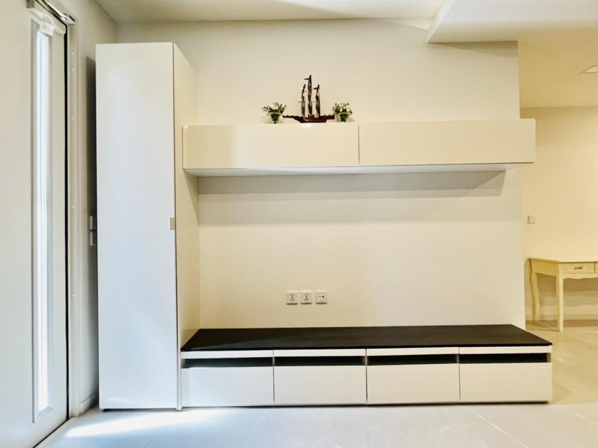 For SaleHouseNonthaburi, Bang Yai, Bangbuathong : Cheaper than the project 1.5 million! Manthana Ratchaphruek, Nakhon In Rattanathibet, the new house is not here. In front of the garden near the club Plastic has not yet been sheep. The front of the house does not collide. Guests come to park conveniently