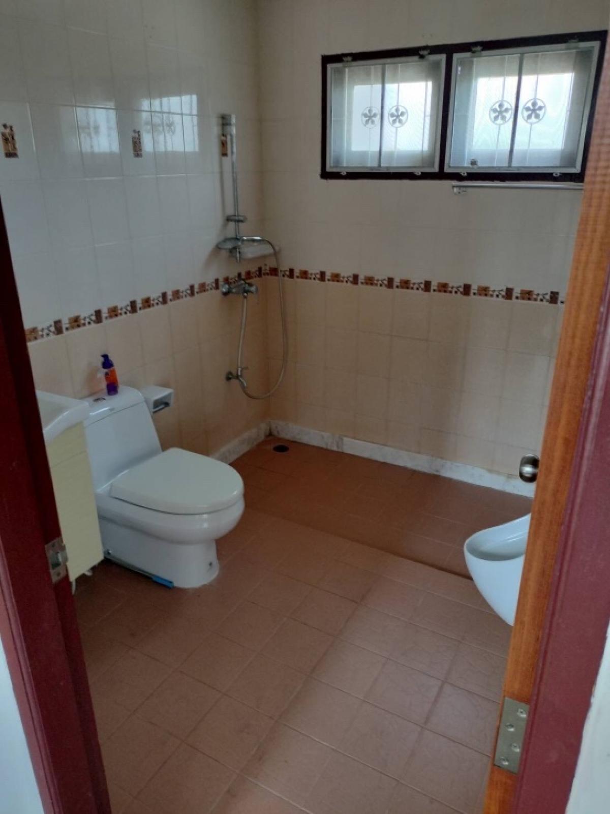 For SaleHousePhutthamonthon, Salaya : For sale: Large 2-storey detached house, Phutthamonthon Sai 3, Soi 19, Intersection 14, area 125 sq m.