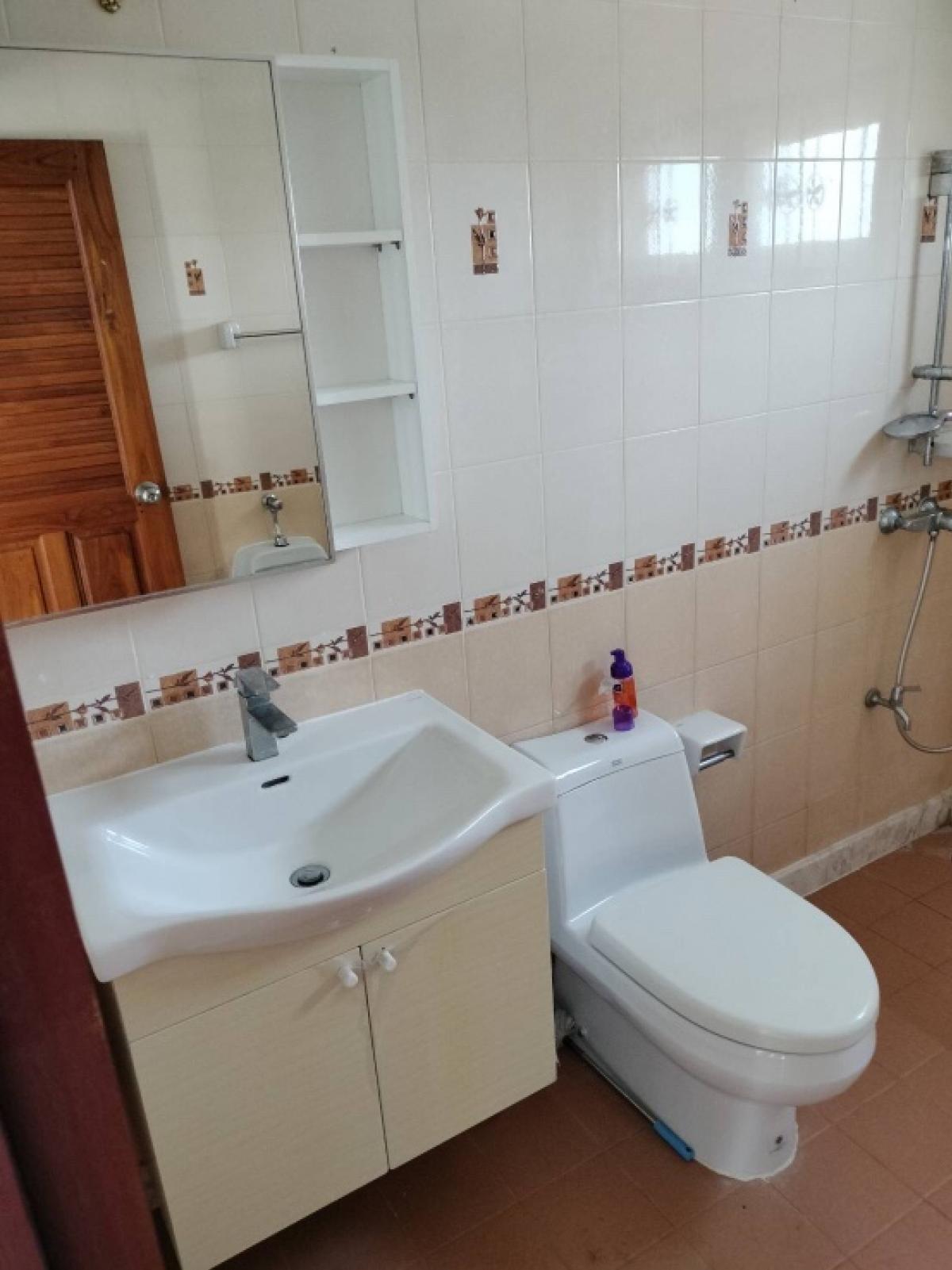 For SaleHousePhutthamonthon, Salaya : For sale: Large 2-storey detached house, Phutthamonthon Sai 3, Soi 19, Intersection 14, area 125 sq m.