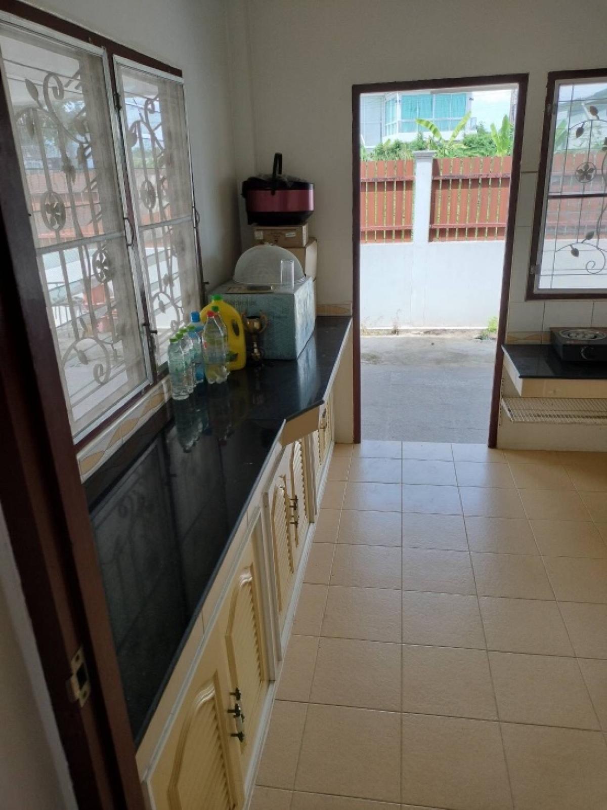 For SaleHousePhutthamonthon, Salaya : For sale: Large 2-storey detached house, Phutthamonthon Sai 3, Soi 19, Intersection 14, area 125 sq m.