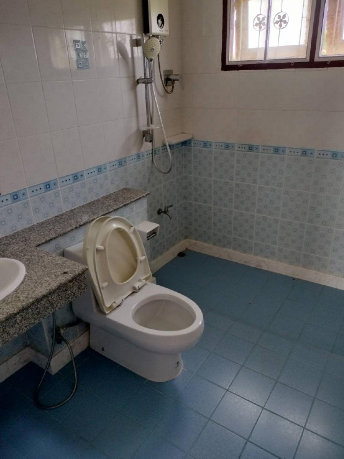 For SaleHousePhutthamonthon, Salaya : For sale: Large 2-storey detached house, Phutthamonthon Sai 3, Soi 19, Intersection 14, area 125 sq m.