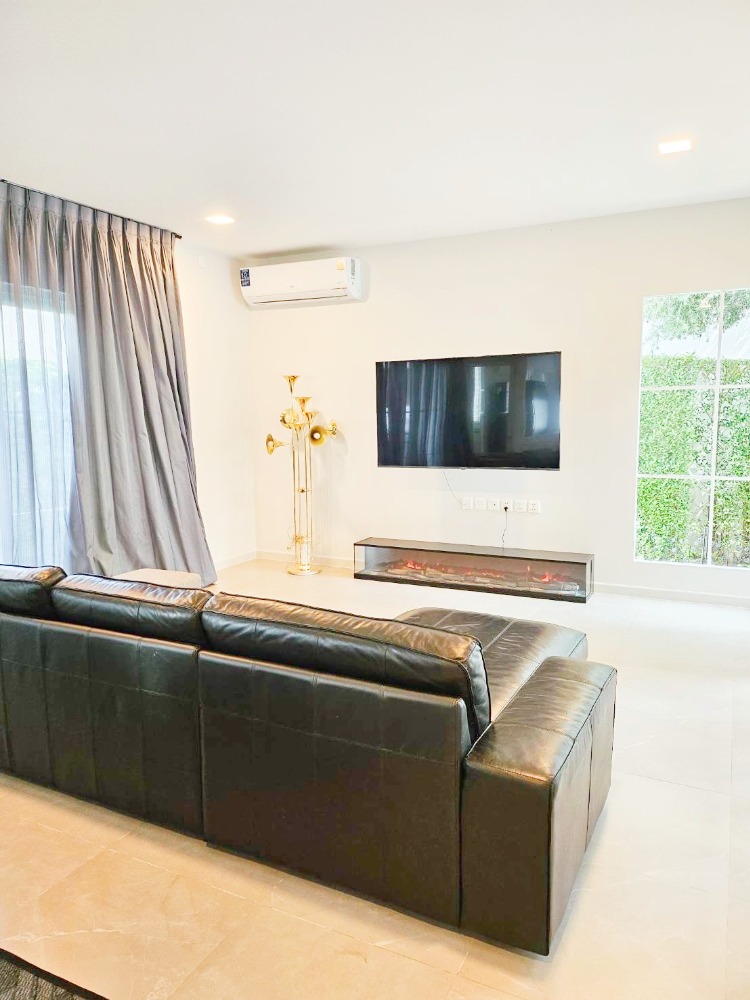 For RentHouseBangna, Bearing, Lasalle : House for rent, Chaiyaphruek, Bangna, Km.15, 59 sqw, corner unit, fully furnished.