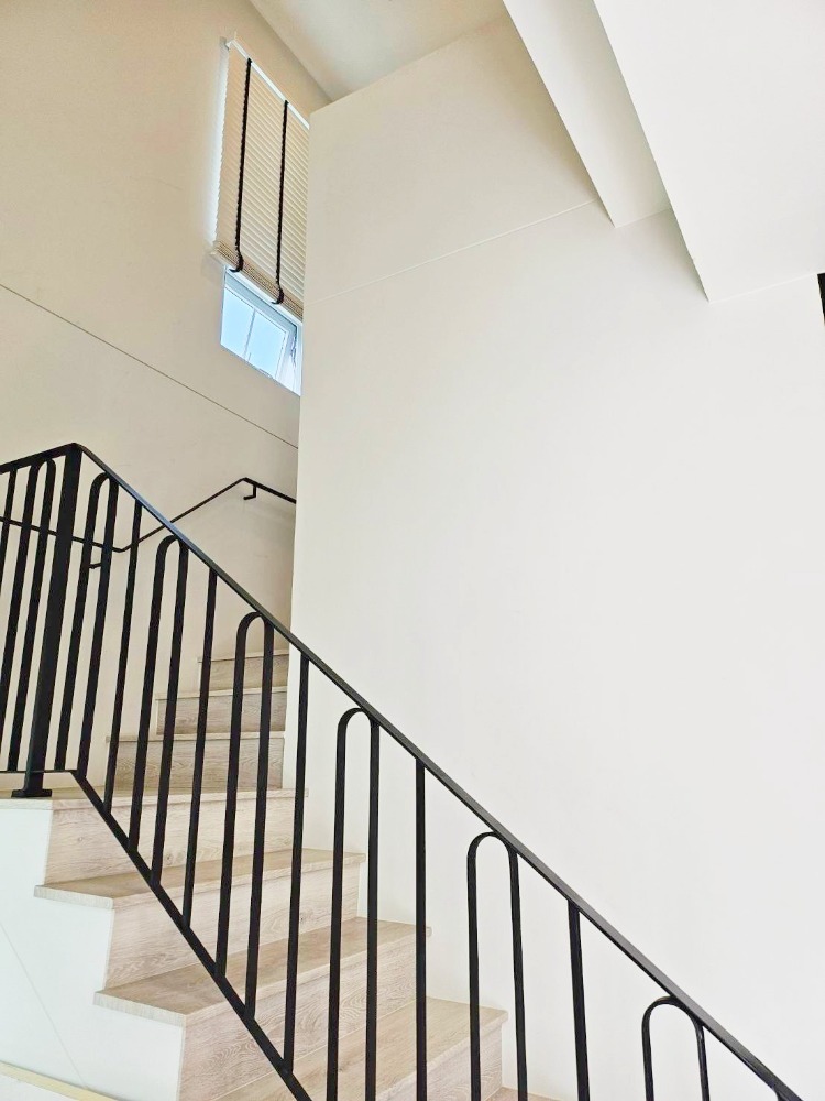 For RentHouseBangna, Bearing, Lasalle : House for rent, Chaiyaphruek, Bangna, Km.15, 59 sqw, corner unit, fully furnished.