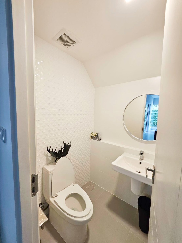 For RentHouseBangna, Bearing, Lasalle : House for rent, Chaiyaphruek, Bangna, Km.15, 59 sqw, corner unit, fully furnished.