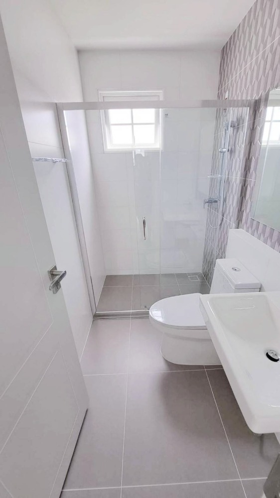 For RentHouseBangna, Bearing, Lasalle : House for rent, Chaiyaphruek, Bangna, Km.15, 59 sqw, corner unit, fully furnished.