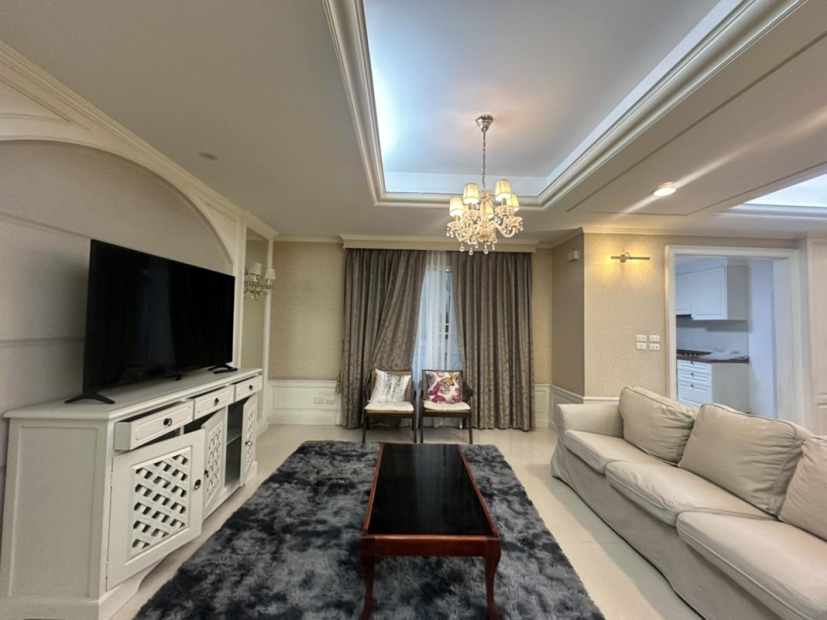 ให้เช่าคอนโดสุขุมวิท อโศก ทองหล่อ : 3 ห้องนอน วิวสวน ให้เช่า ราคาพิเศษ ห้องสวย สะอาด ใกล้รถไฟฟ้าทองหล่อ