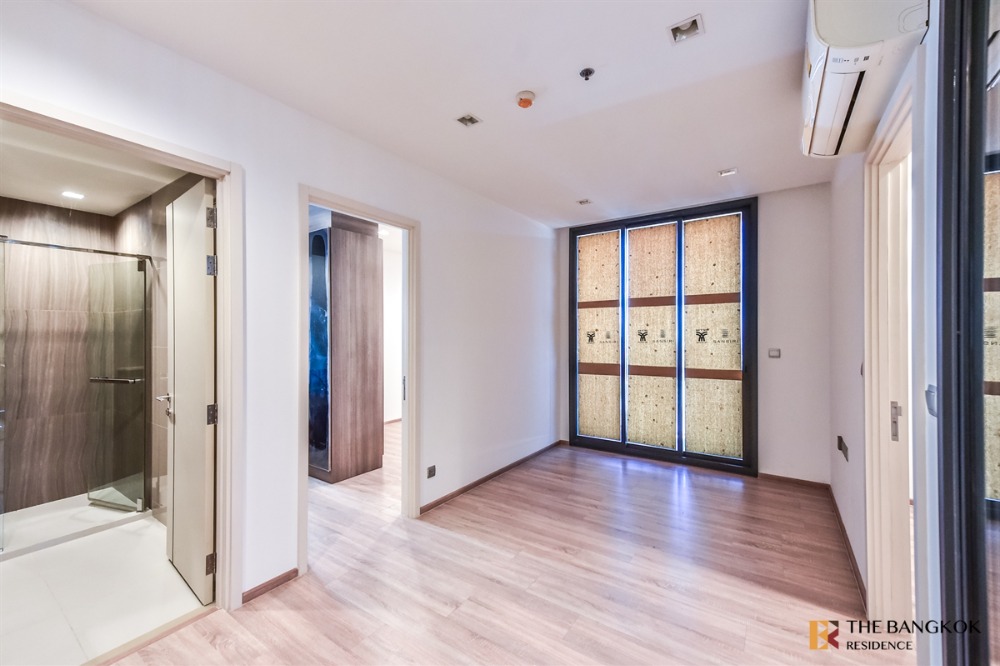 For SaleCondoSapankwai,Jatujak : Condo for sale urgently, very cheap, cheapest in the market, The Line Phahol Pradipat 2B1B 42.66 sqm. only 8.2 MB!!