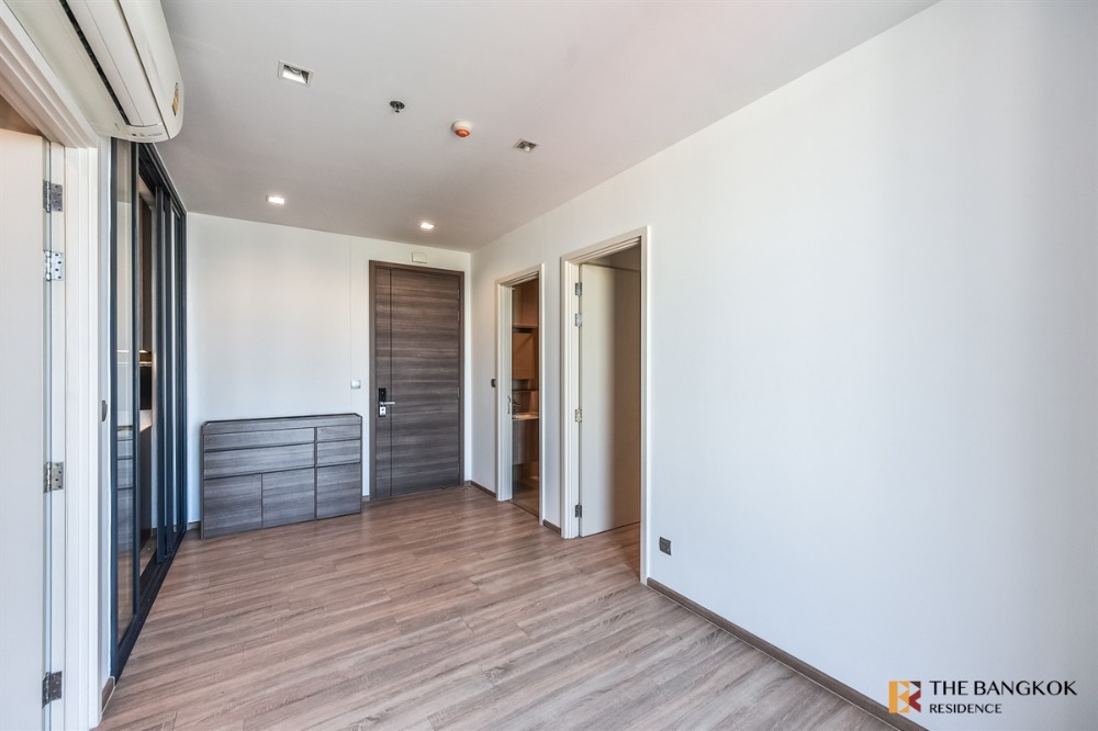 For SaleCondoSapankwai,Jatujak : Condo for sale urgently, very cheap, cheapest in the market, The Line Phahol Pradipat 2B1B 42.66 sqm. only 8.2 MB!!