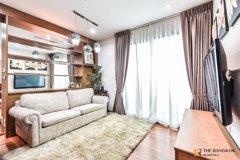 ให้เช่าคอนโดอารีย์ อนุสาวรีย์ :  🔥 New Renovate  🔥 Available 🔥Big room The vertical Aree 1B1B 52 sqm. Just 27K/Month only Call Khun Aumi0658209572