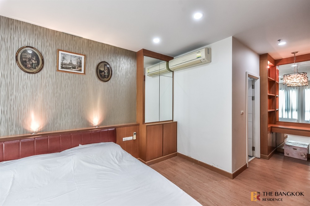 ให้เช่าคอนโดอารีย์ อนุสาวรีย์ :  🔥 New Renovate  🔥 Available 🔥Big room The vertical Aree 1B1B 52 sqm. Just 27K/Month only Call Khun Aumi0658209572