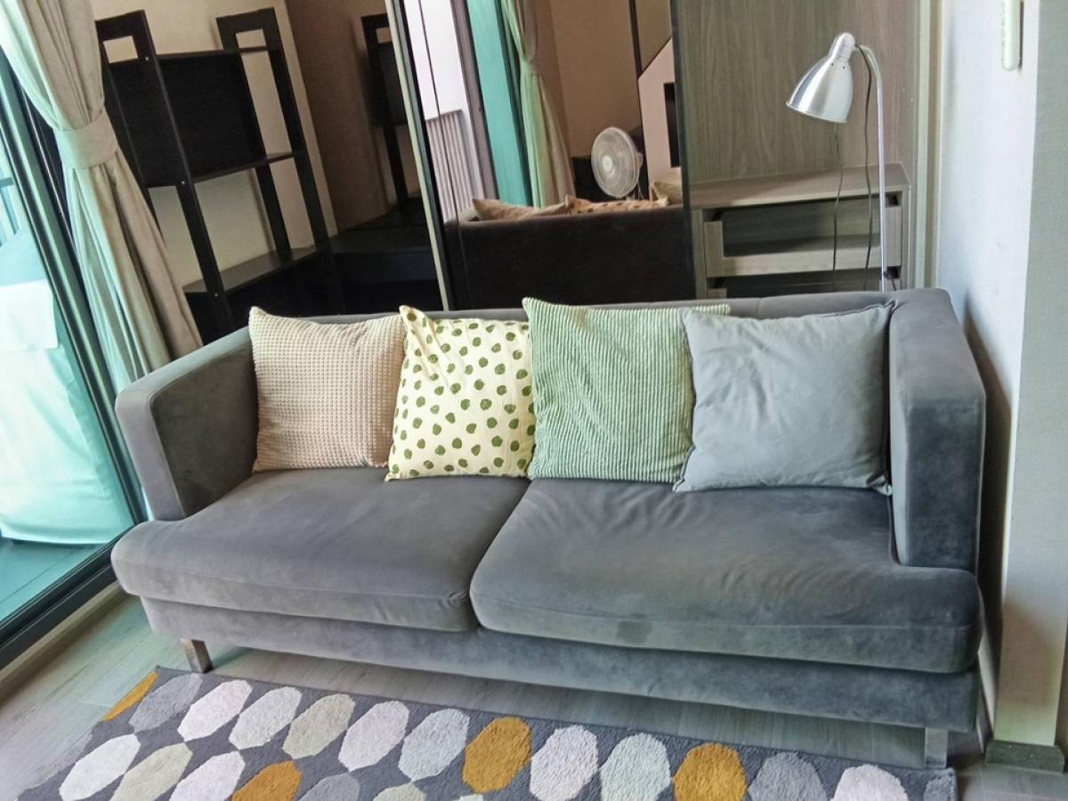 For SaleCondoSapankwai,Jatujak : ❤️❤️Sell with tenants the reserve phahol pradipat size 39 sq m. Price only 4.8 million only. Transfer fee half each. Interested line tel 0859114585 ❤️❤️ Complete conveniences, 24-hour security system, etc. In addition, it is also close to important places