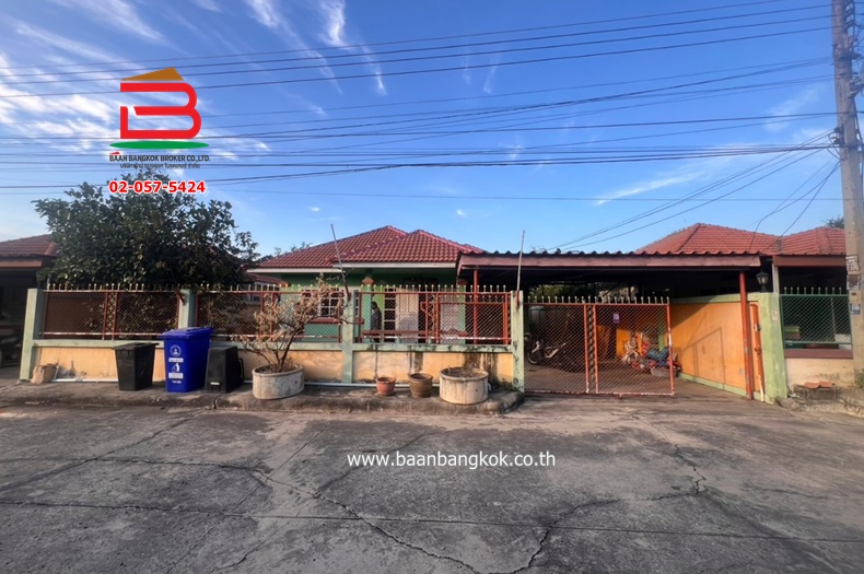 ขายบ้านอยุธยา : บ้านเดี่ยว หมู่บ้าน โตเจริญ 2 เนื้อที่ 65.7 ตรว. ถนนสายเอเชีย อ.นครหลวง จ.อยุธยา