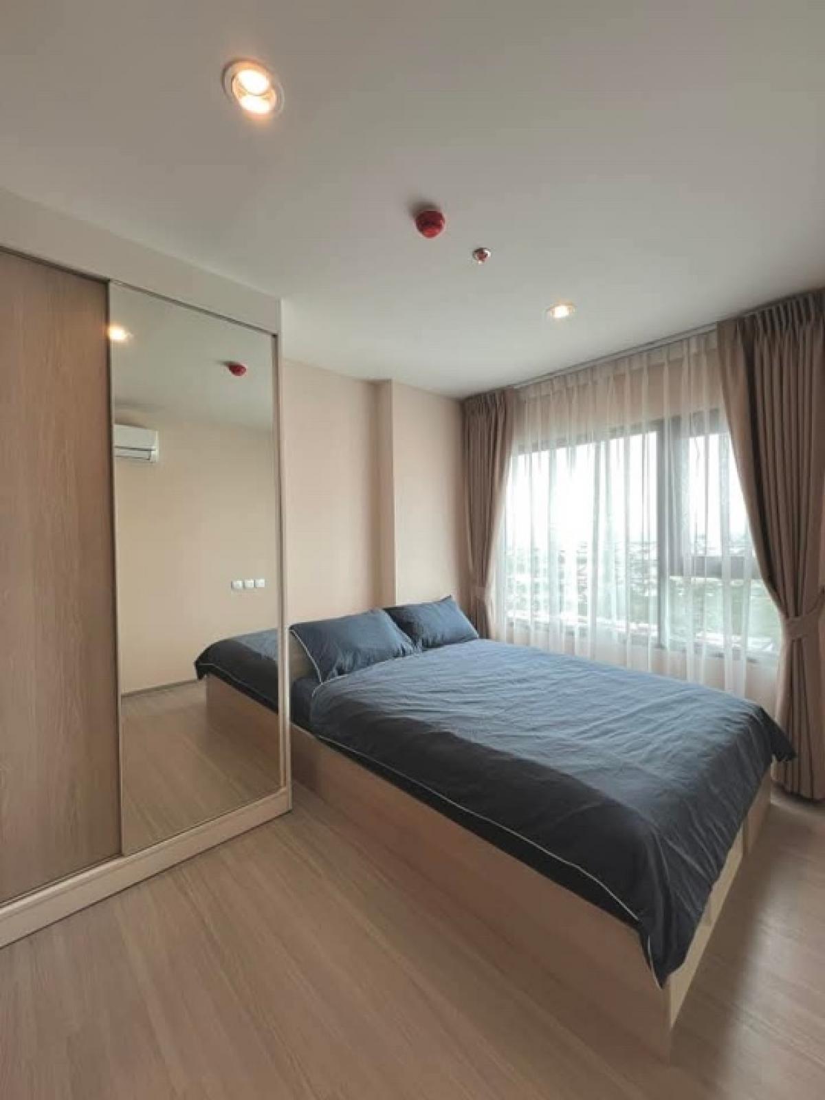 For RentCondoSamut Prakan,Samrong : For rent: Aspire Erawan Prime, Building A, 27th floor, north view, size 35.00 sq m., price 15,000 baht.