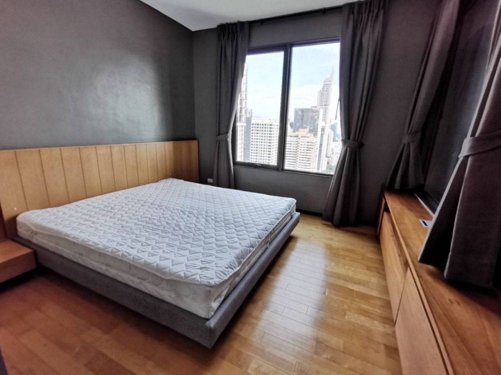 ขายคอนโดพระราม 9 เพชรบุรีตัดใหม่ RCA : Villa Asoke วิลล่า อโศก 1ห้องนอน 2ห้องน้ำ (Duplex) ขายด่วน ห้องใหม่ราคาดี