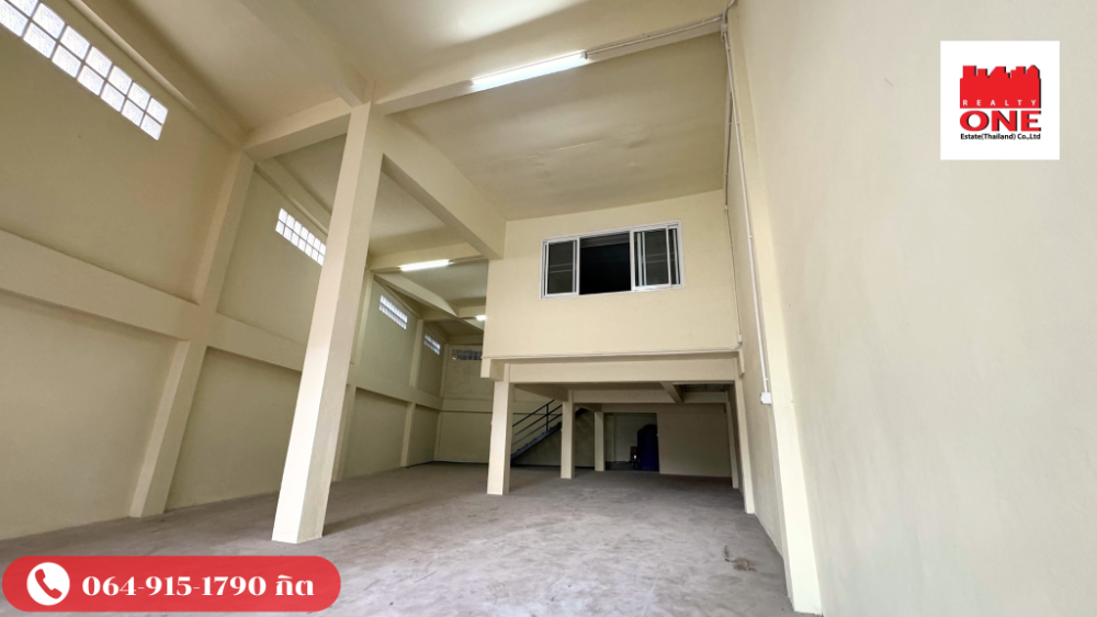 For SaleShop HouseOnnut, Udomsuk : For sale/rent: 3 and a half storey shophouse, completely renovated, Soi On Nut 72, next to the main road Sukhumvit 77