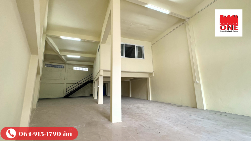 For RentShop HouseOnnut, Udomsuk : For sale/rent: 3 and a half storey shophouse, completely renovated, Soi On Nut 72, next to the main road Sukhumvit 77