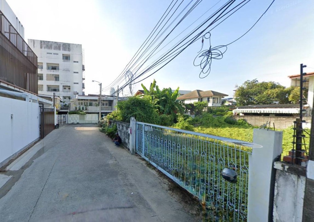 ขายที่ดินอ่อนนุช อุดมสุข : ขาย ที่ดินเปล่า แปลงมุม 96 ตรว. ถ.สุขุมวิท 71 (ซ.ปรีดีพนมยงค์ 15)