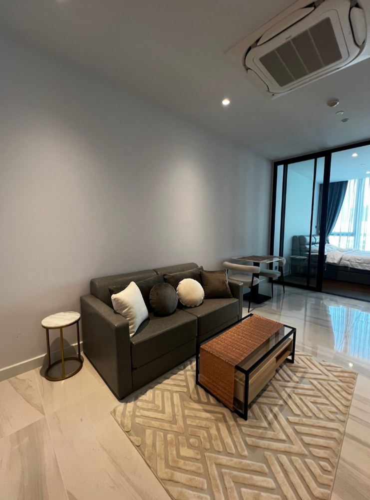 ให้เช่าคอนโดสาทร นราธิวาส : 🏡Luxury 1 Bedroom Unit For RENT @Supalai Icon Sathorn 🏡