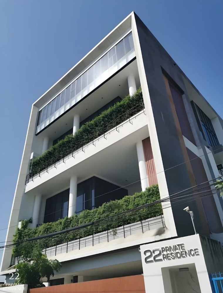 For RentHouseRamkhamhaeng, Hua Mak : For rent, 6-storey single house, pool villa, with elevator, 22 Private Residence project, fully furnished, good location, in the heart of Krungthep Kreetha, near the BTS, near shopping malls, near educational institutions, near hospitals, near golf course