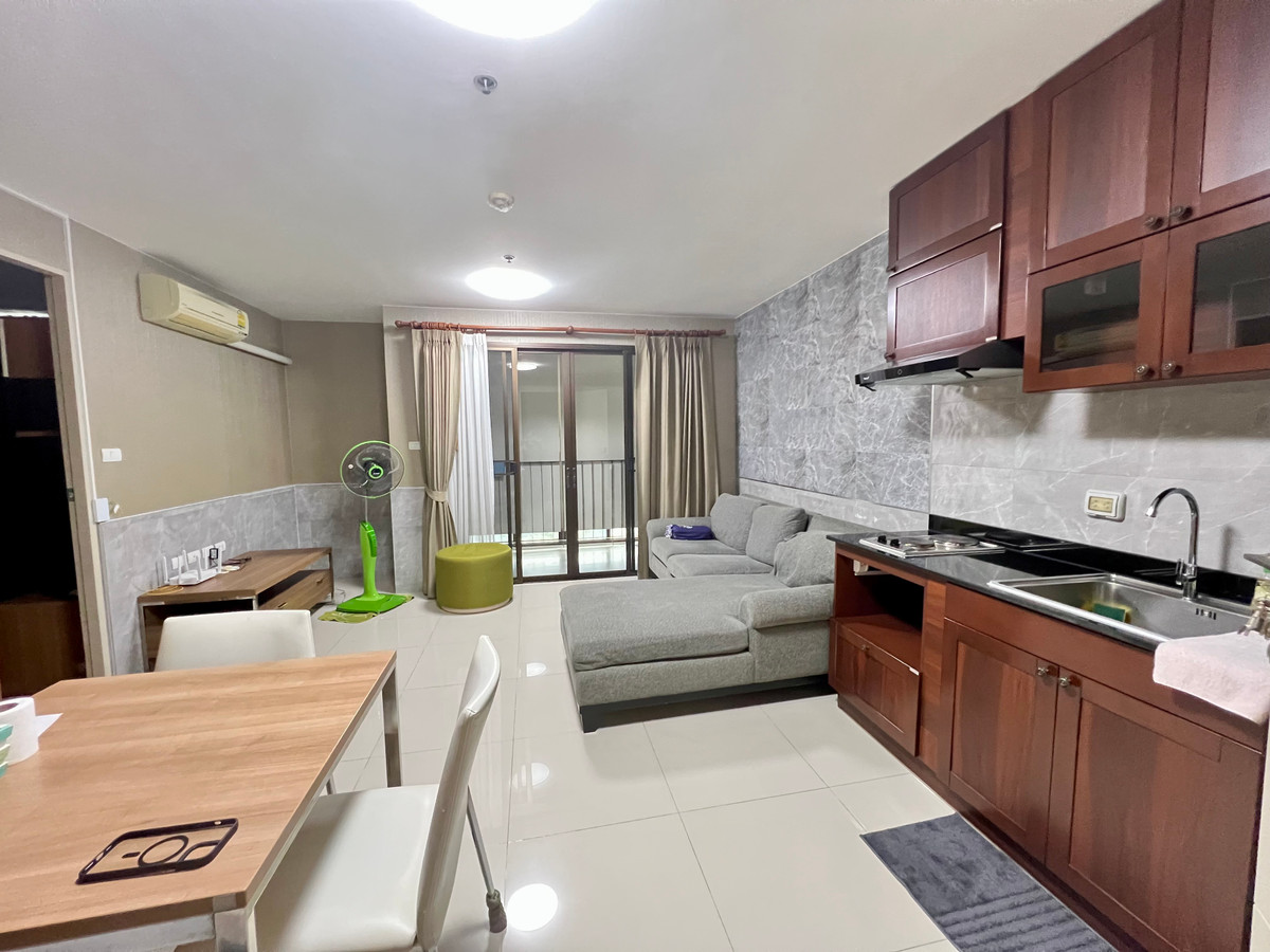 For SaleCondoLadprao, Central Ladprao : 🔥 For Sale: Ideo Ladprao 5 – Prime Location Near MRT Phahon Yothin with 6% Rental Yield Potential!