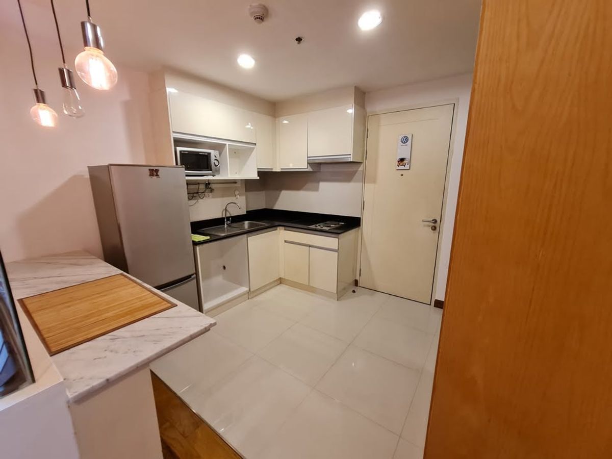 ขายคอนโดลาดพร้าว เซ็นทรัลลาดพร้าว : ห้องใหญ่ราคาดี เฟอร์ฯครบ ⭐Abstracts Phahonyothin Park (แอ็บสแตร็กส์ พหลโยธิน พาร์ค)