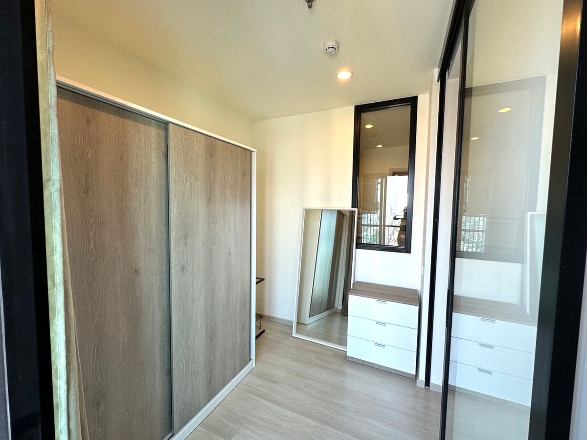 ให้เช่าคอนโดพระราม 9 เพชรบุรีตัดใหม่ RCA : LIFE ASOKE ✨ | ฺ35 ตร.ม. ห้องวิวโล่ง 📞 Line:@pukkhome (with @ )