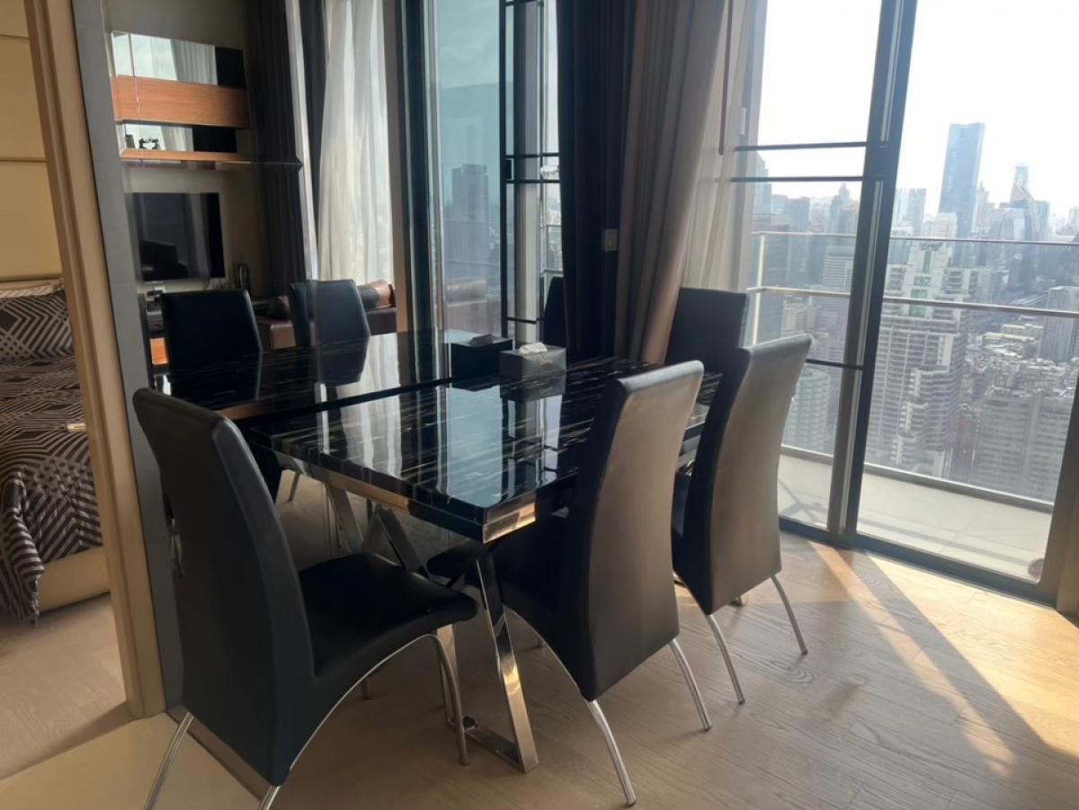 For RentCondoSukhumvit, Asoke, Thonglor : For Rent: The Esse Asoke 2B2B High floor45++ Facing West Good view 70K Call:0635925888