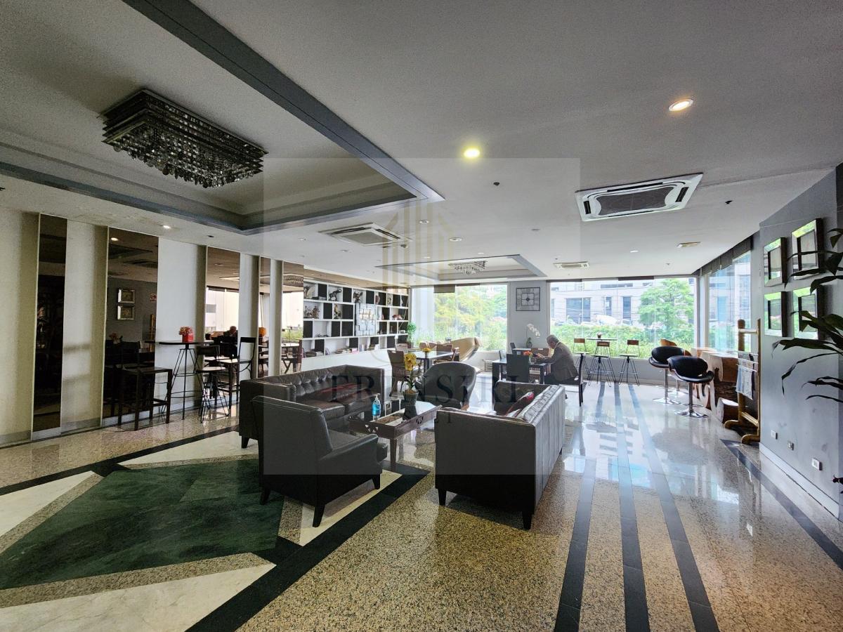 For SaleCondoWitthayu, Chidlom, Langsuan, Ploenchit : Wittayu Complex condo for sale, large room, high floor, beautiful view