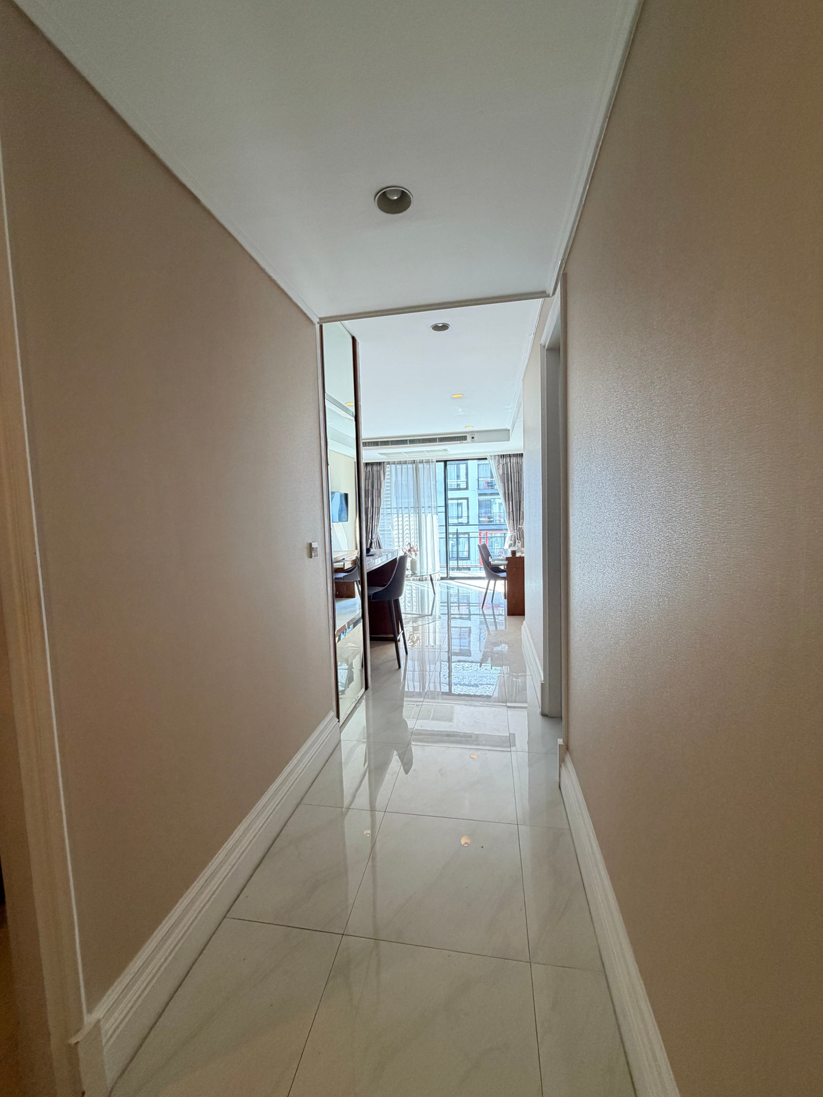 For RentCondoRatchadapisek, Huaikwang, Suttisan : 💥 For rent, cheapest price, Amanta Ratchada Condo, swimming pool view 🍃✨