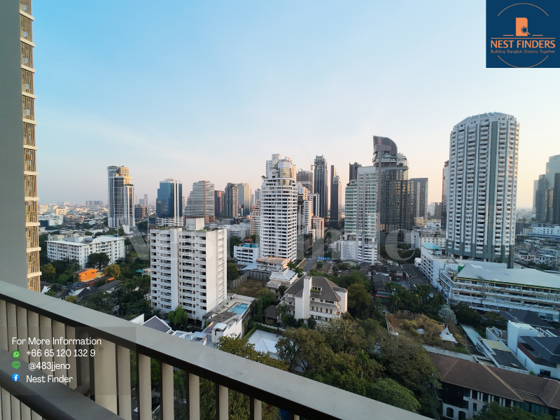 ให้เช่าคอนโดสุขุมวิท อโศก ทองหล่อ : Corner Unit with Stunning City Views : For Rent: Quattro by Sansiri